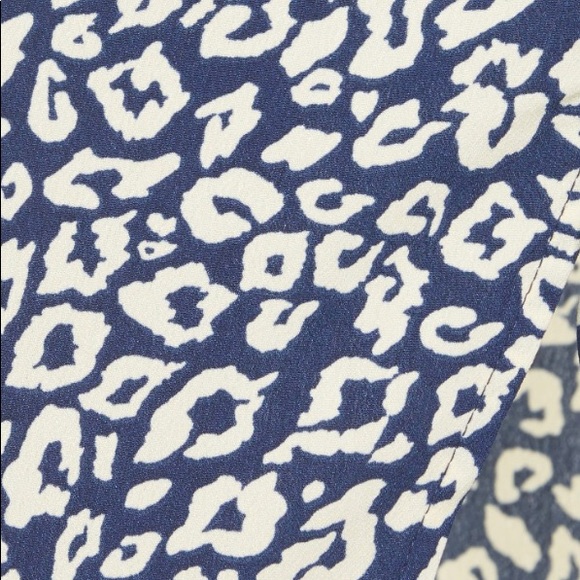 J.O.A. Ruched MIDI Skirt Navy Animal Print - Picture 2 of 2